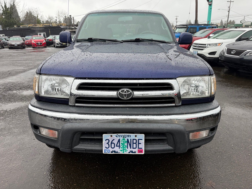 2000 Toyota 4Runner Image 8