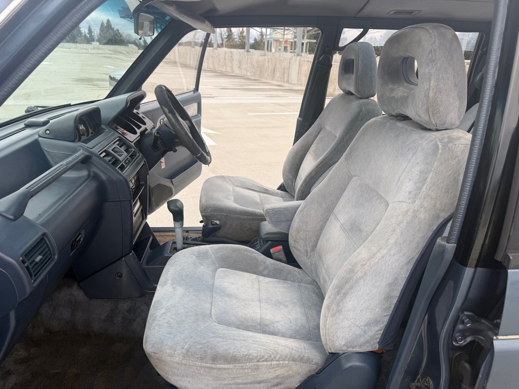 1991 Mitsubishi Pajero Image 18