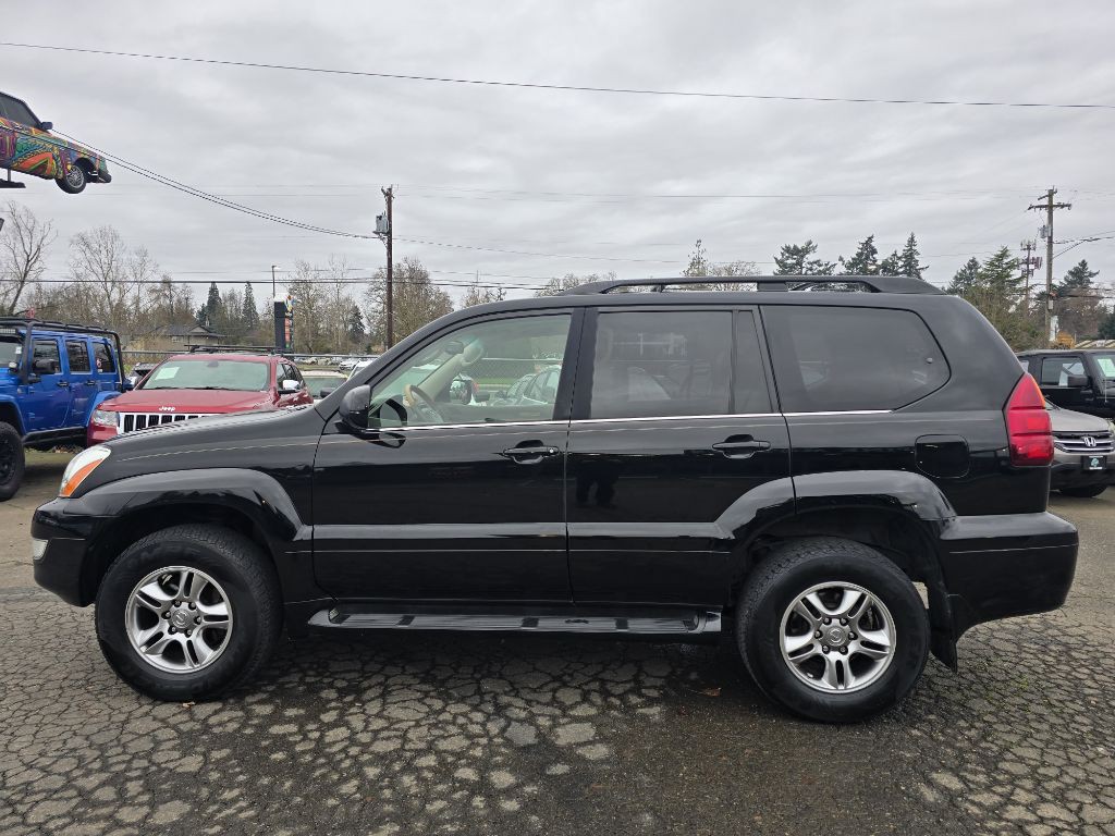 2004 Lexus GX Image 2