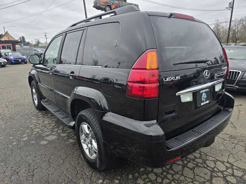2004 Lexus GX Image 3