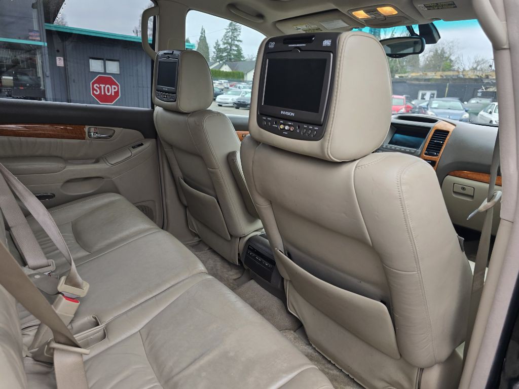 2004 Lexus GX Image 15