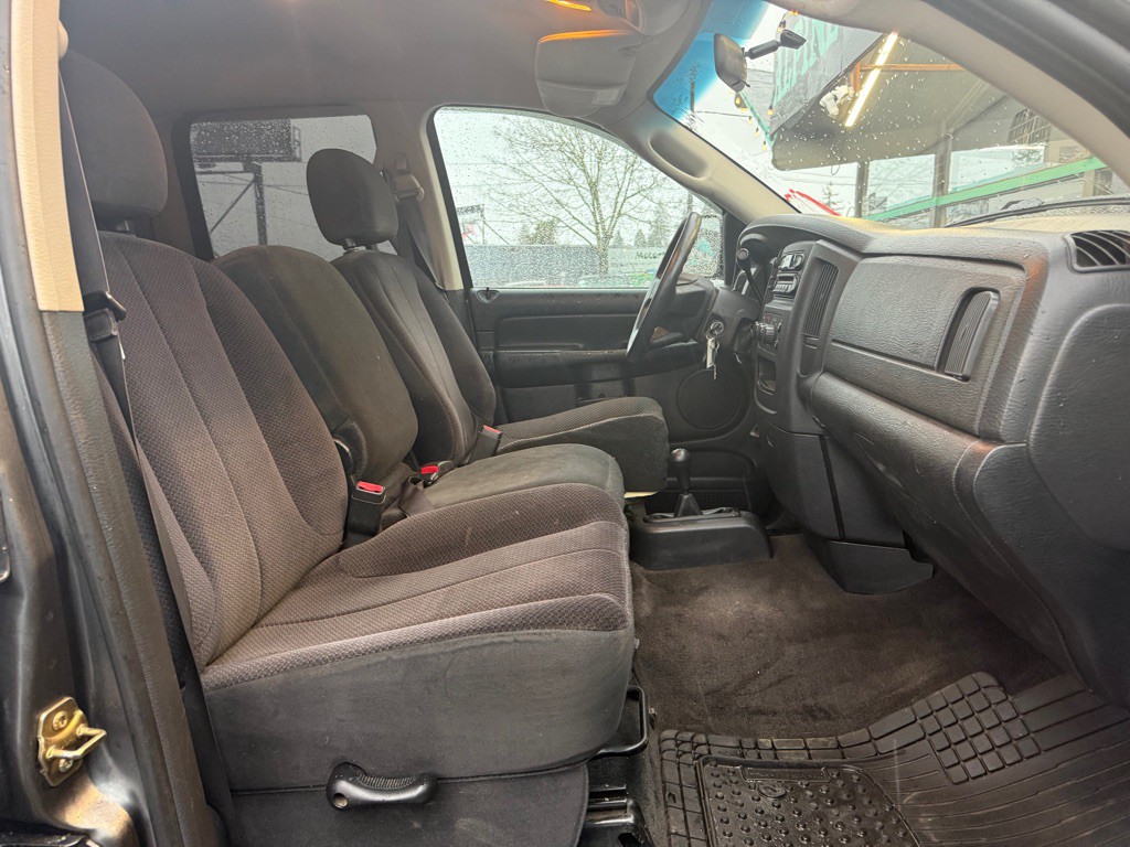 2004 Dodge Ram 2500 Image 14