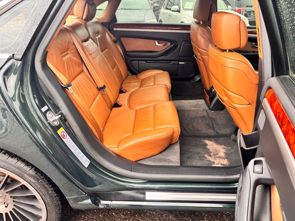 2007 Audi A8 Image 14