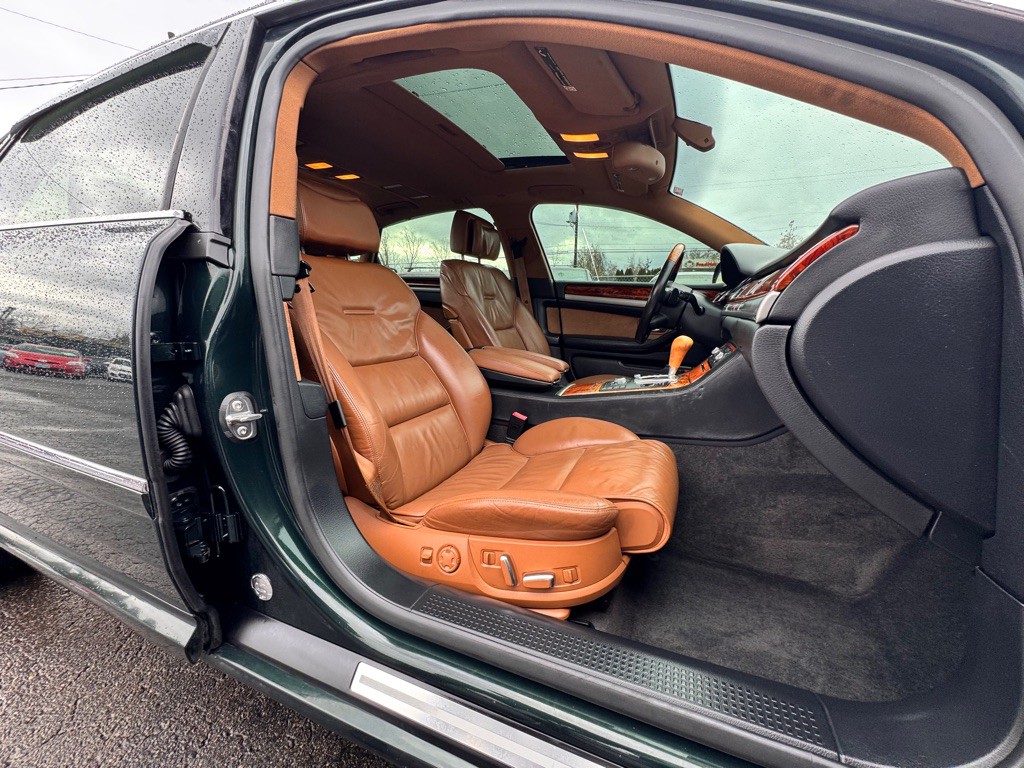 2007 Audi A8 Image 16