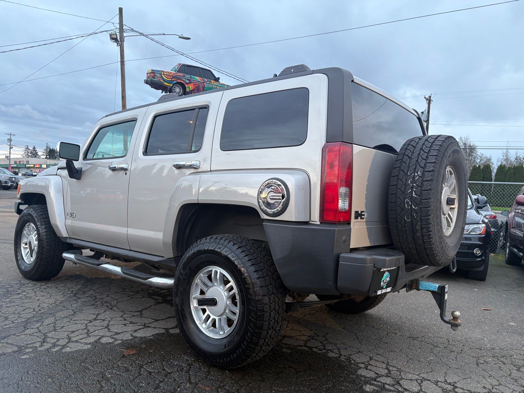 2006 HUMMER H3 Image 2