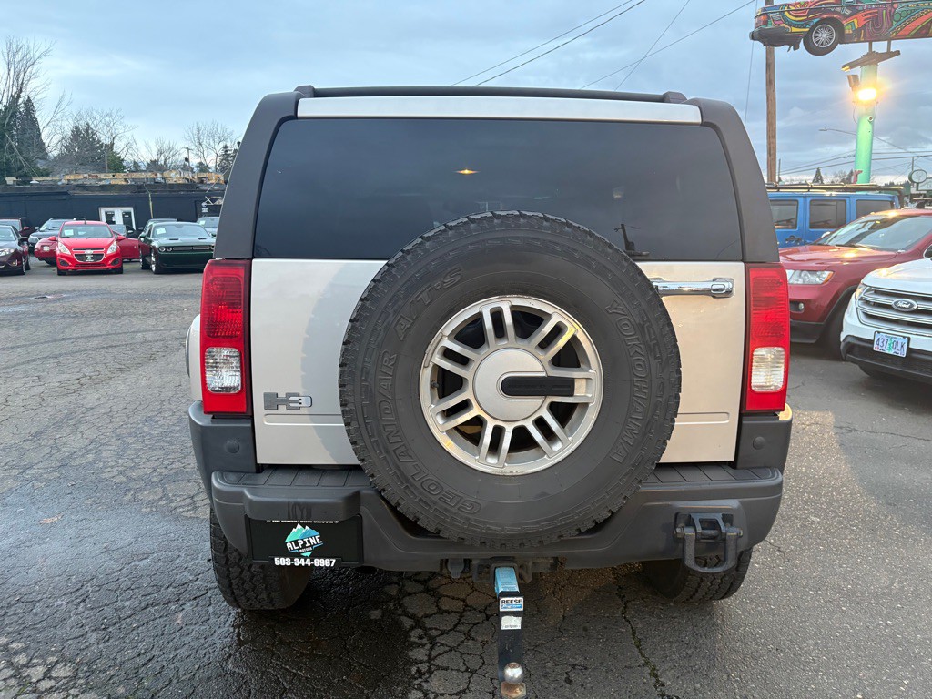 2006 HUMMER H3 Image 3