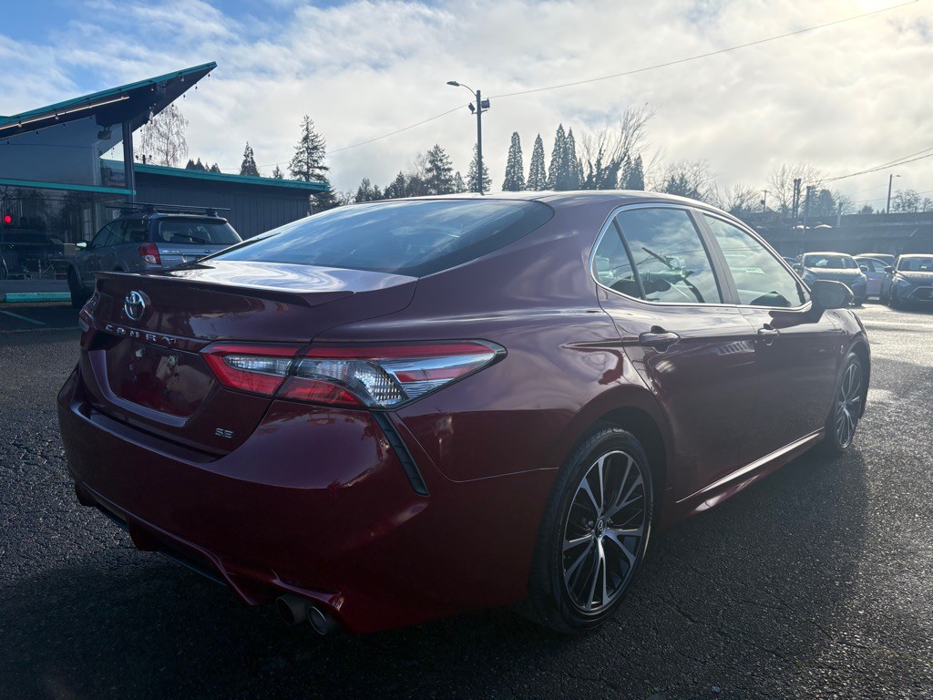 2018 Toyota Camry Image 4