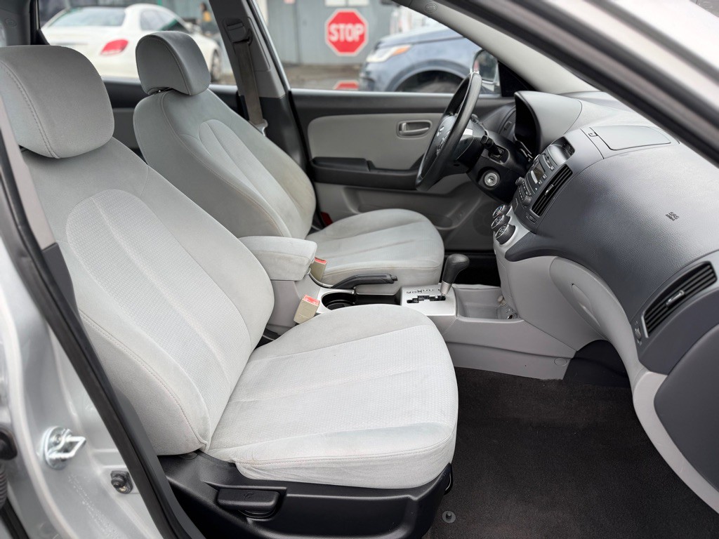 2008 Hyundai Elantra Image 10