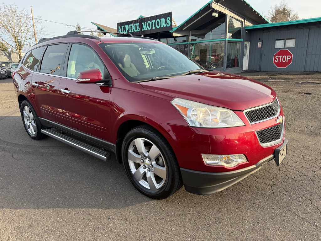 2011 Chevrolet Traverse Image 8
