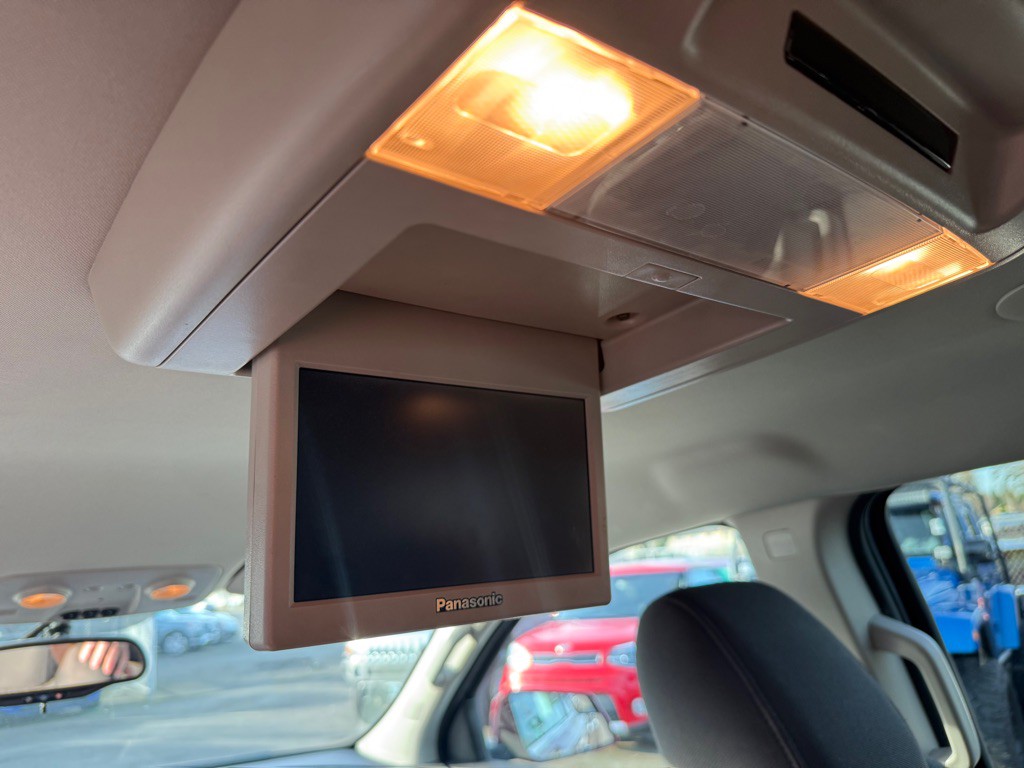 2011 Chevrolet Traverse Image 13