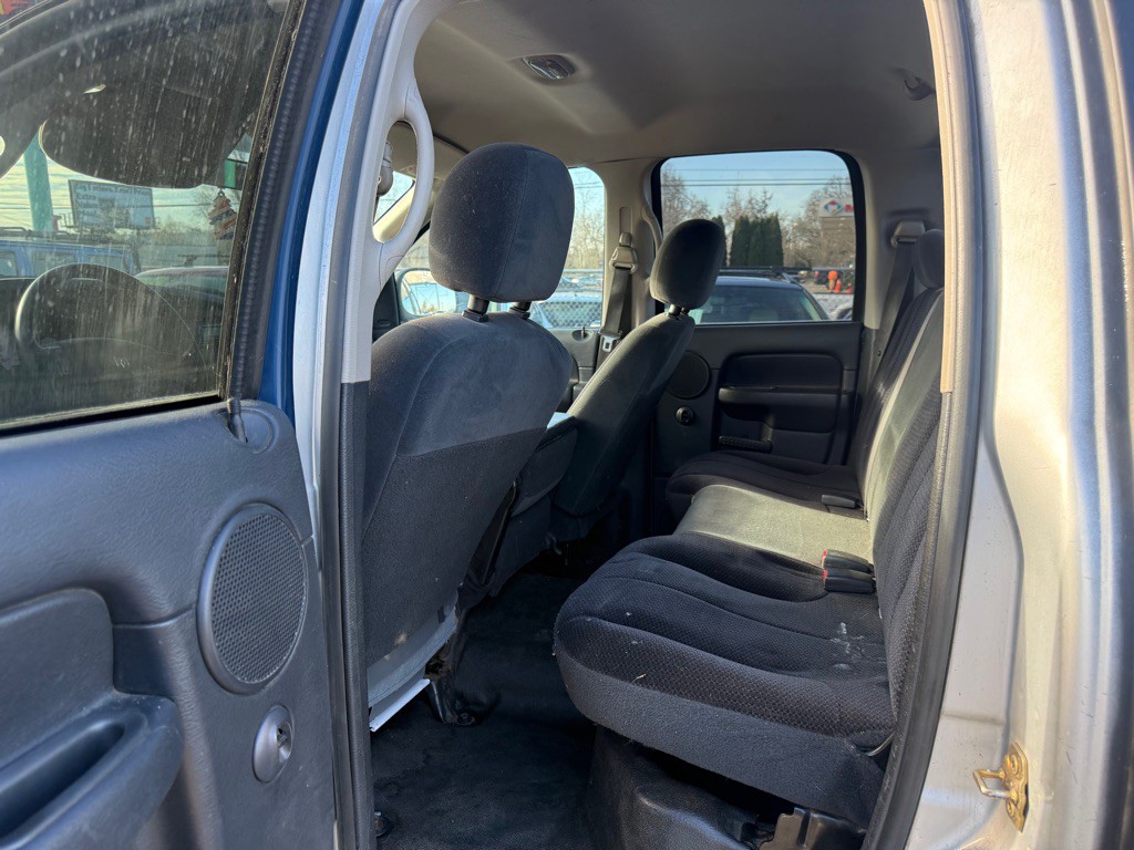 2004 Dodge Ram 1500 Image 8