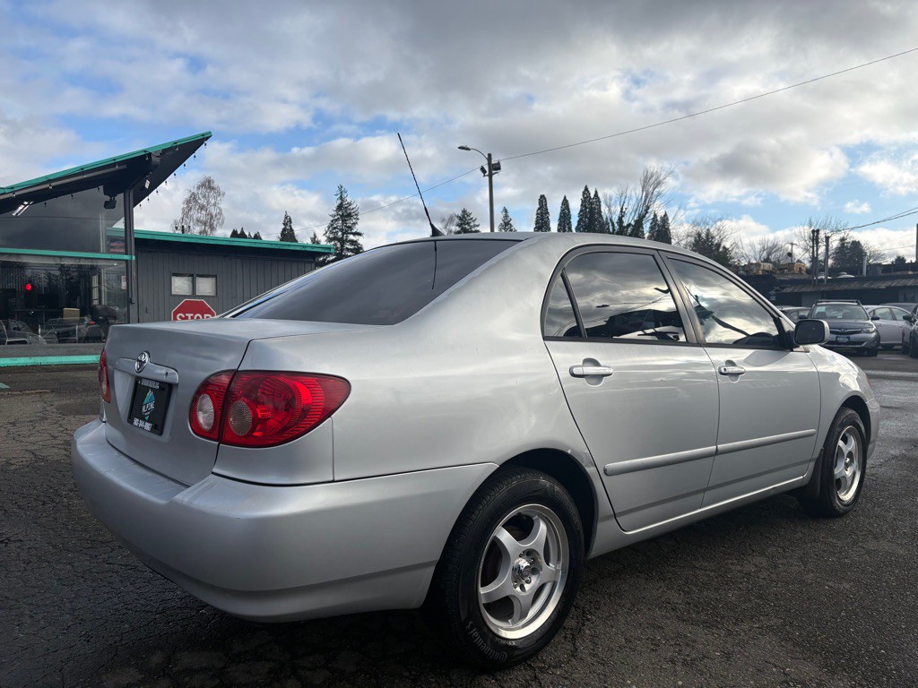 2005 Toyota Corolla Image 4