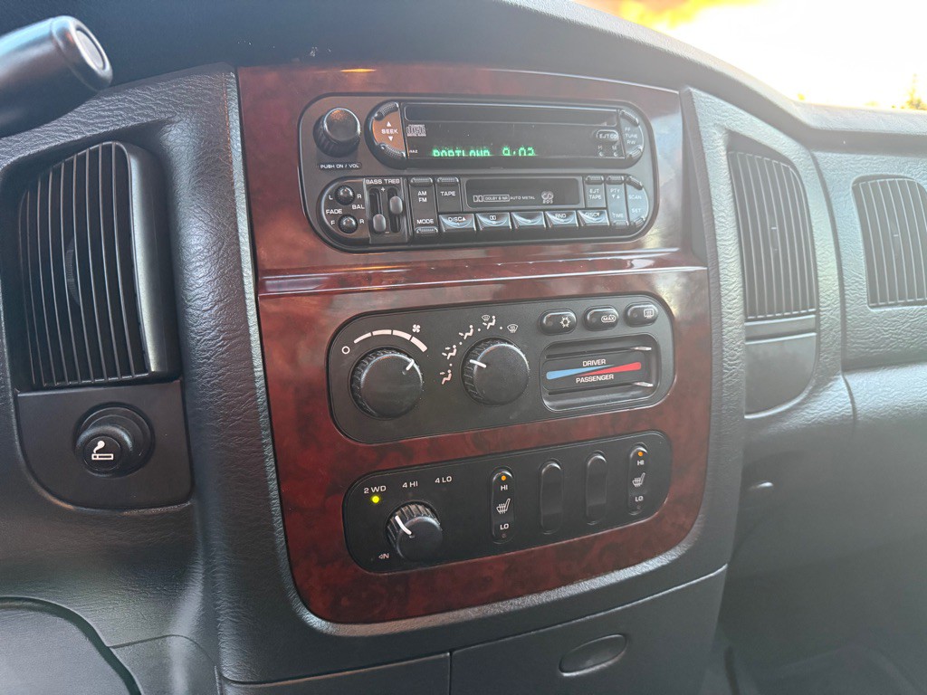 2003 Dodge Ram 2500 Image 11