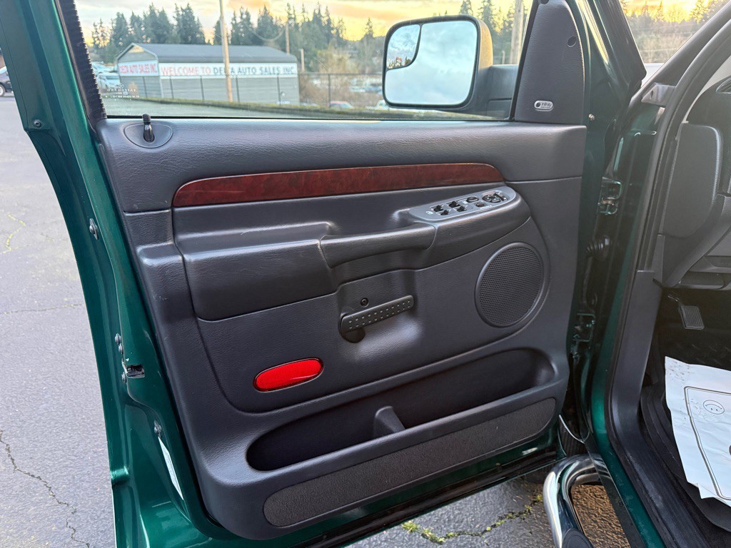 2003 Dodge Ram 2500 Image 13