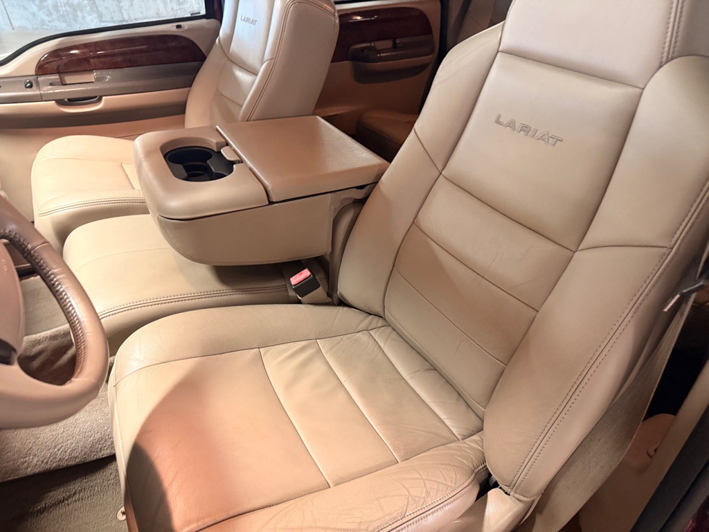 2004 Ford F-350 Image 10