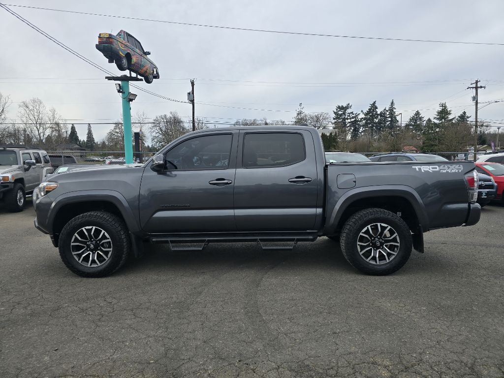 2021 Toyota Tacoma Image 2