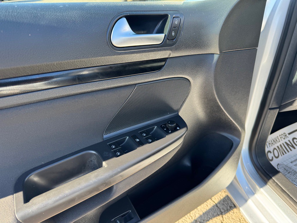 2014 Volkswagen Jetta Image 14