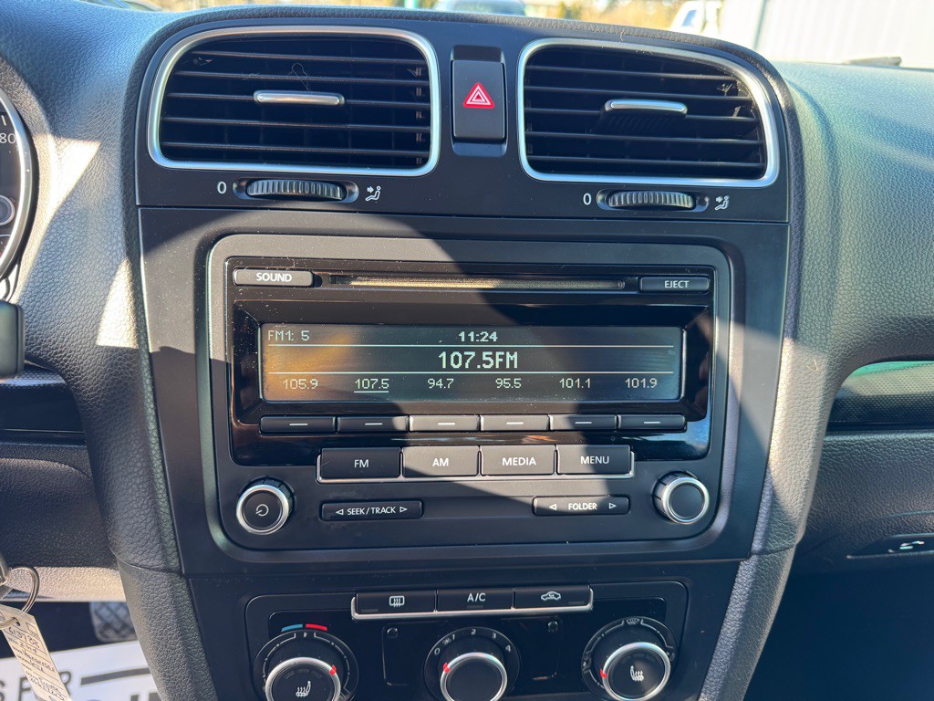 2014 Volkswagen Jetta Image 17