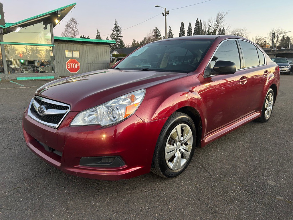 2012 Subaru Legacy Image 1