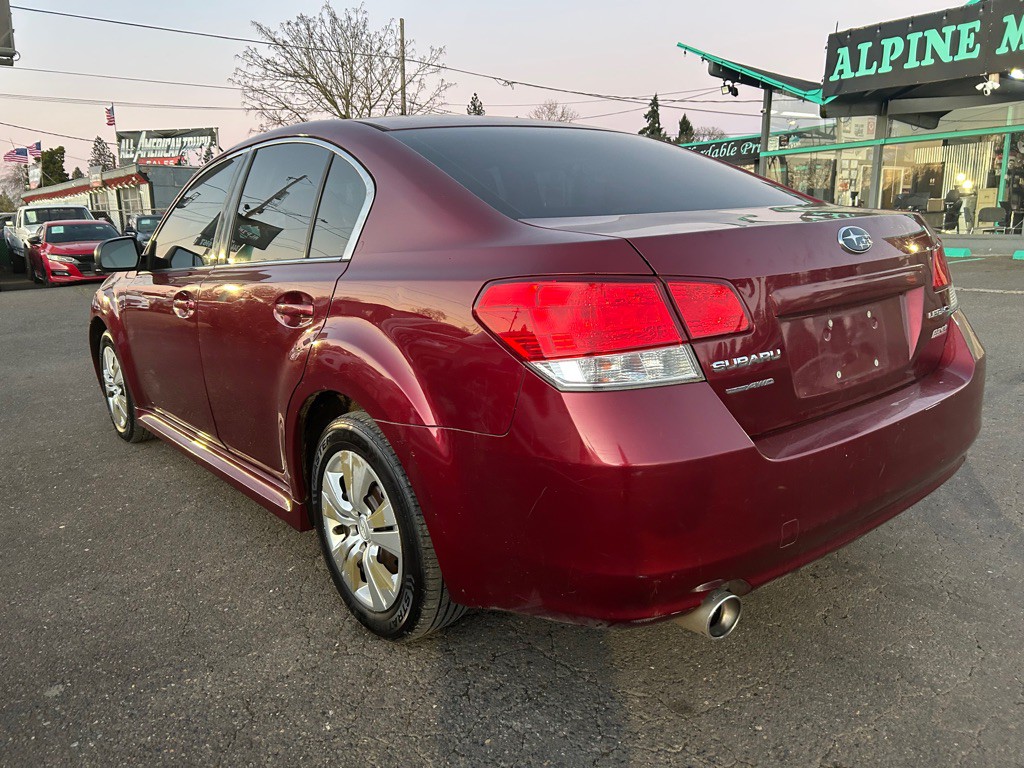 2012 Subaru Legacy Image 2