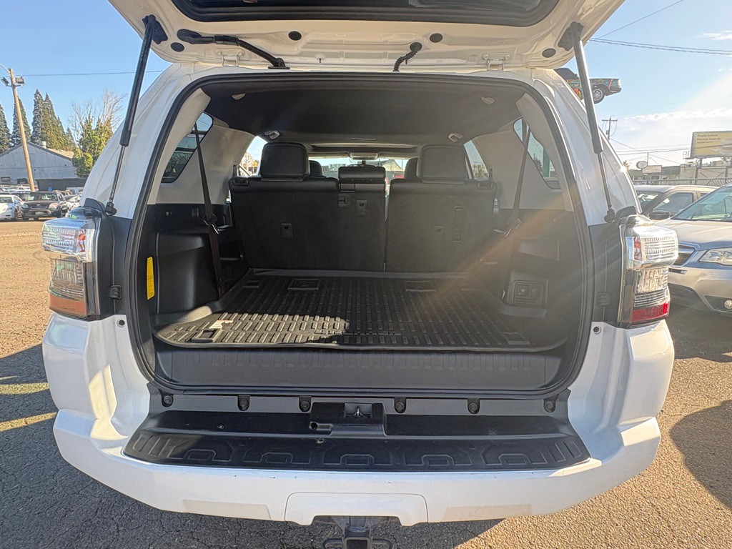 2018 Toyota 4Runner Image 11