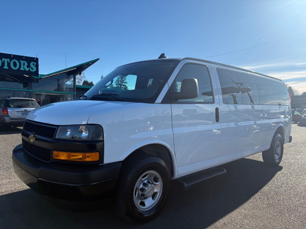 2023 Chevrolet Express Image 1