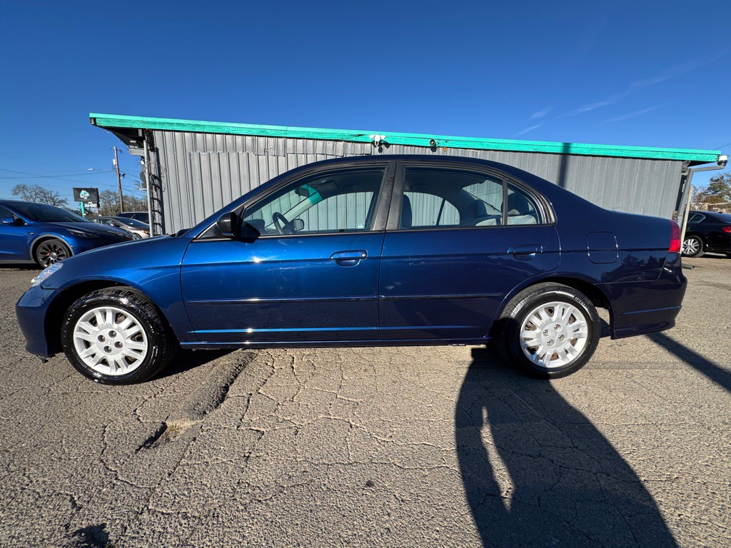 2005 Honda Civic Image 2