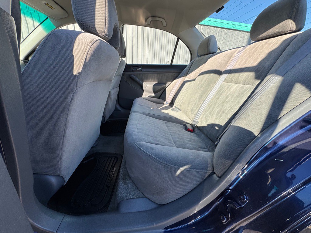 2005 Honda Civic Image 11