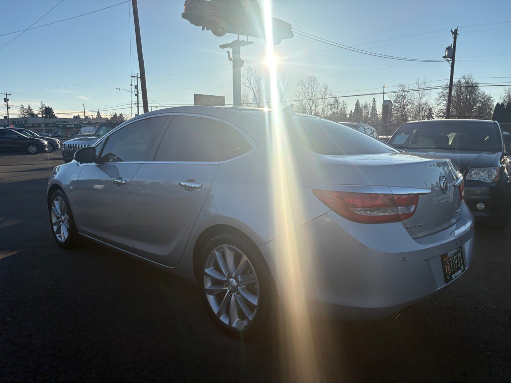 2012 Buick Verano Image 2
