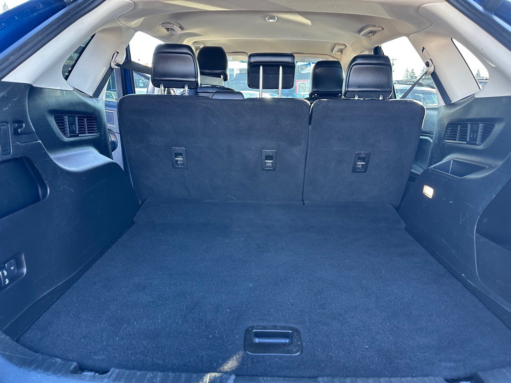 2020 Ford Edge Image 10