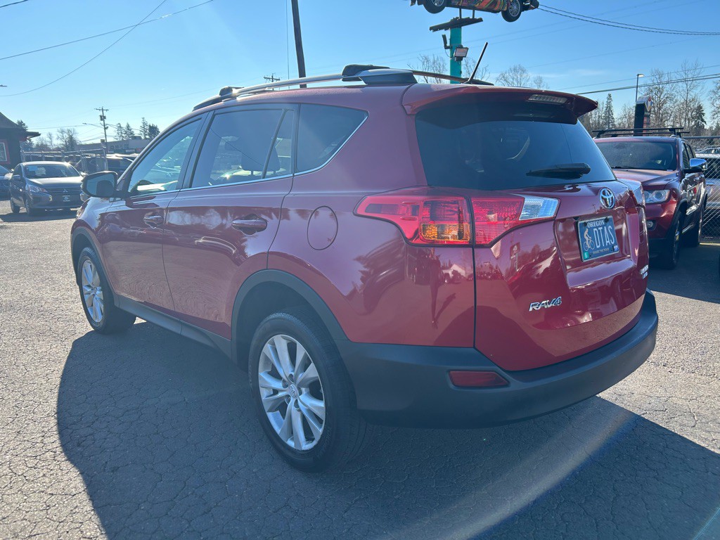 2013 Toyota Rav4 Image 2