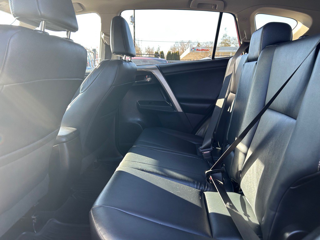 2013 Toyota Rav4 Image 8