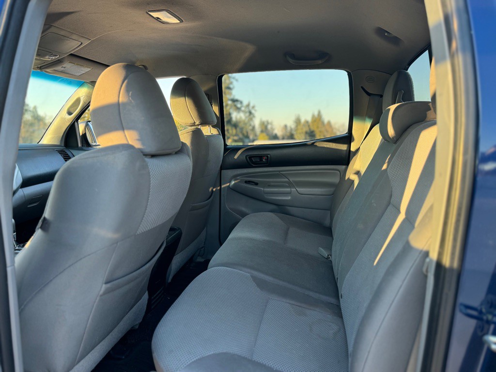 2014 Toyota Tacoma Image 8