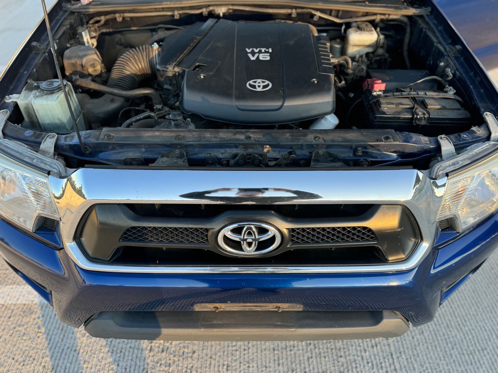 2014 Toyota Tacoma Image 11