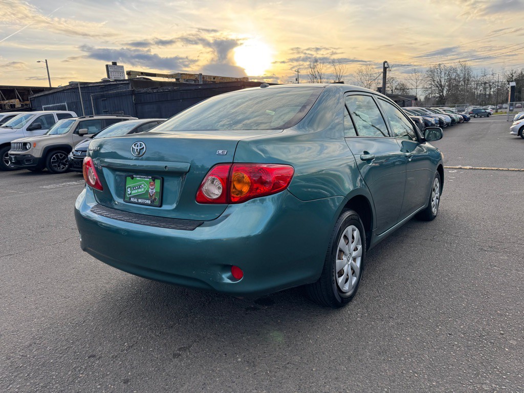 2010 Toyota Corolla Image 5