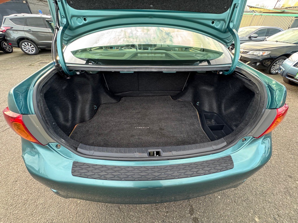 2010 Toyota Corolla Image 20