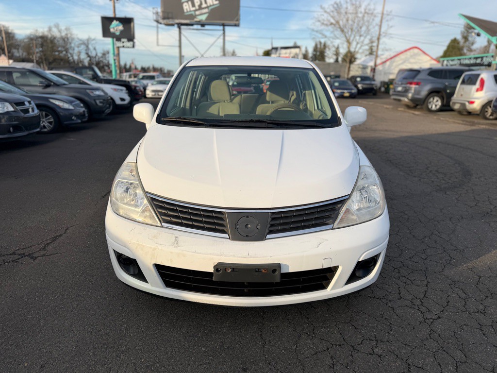 2007 Nissan Versa Image 2