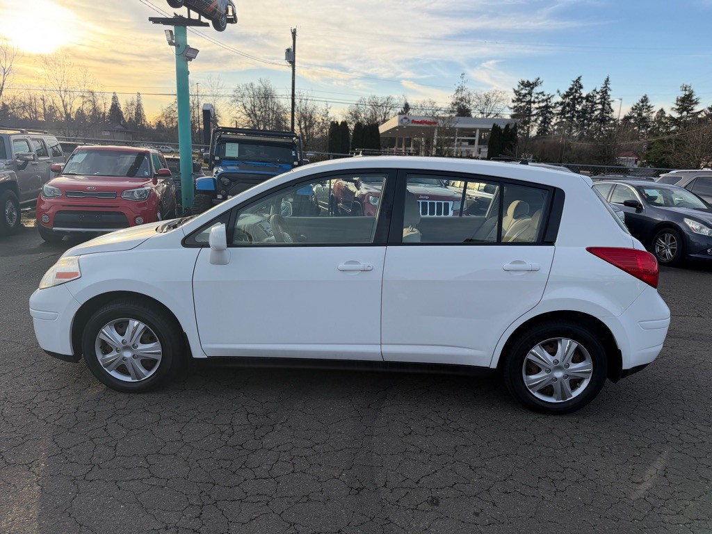 2007 Nissan Versa Image 5