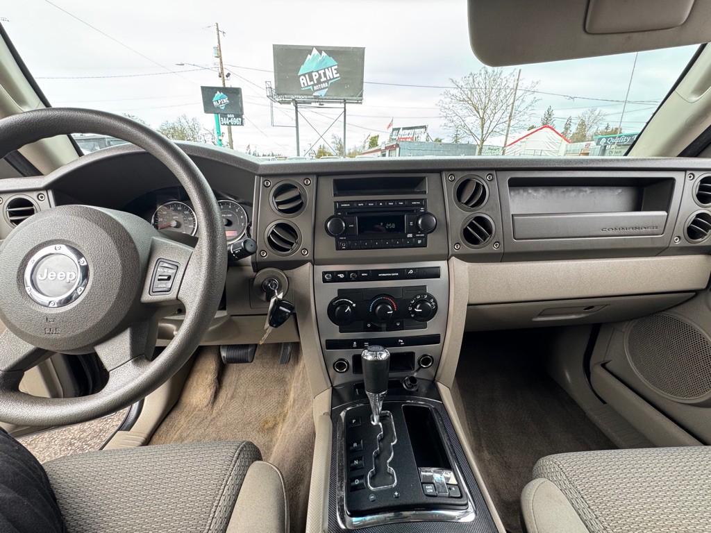 2006 Jeep Commander Image 9