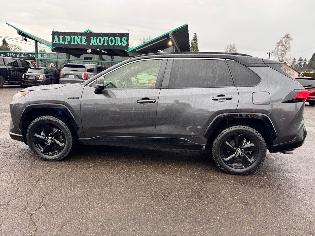 2020 Toyota Rav4 Image 2