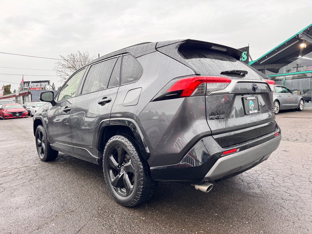 2020 Toyota Rav4 Image 3