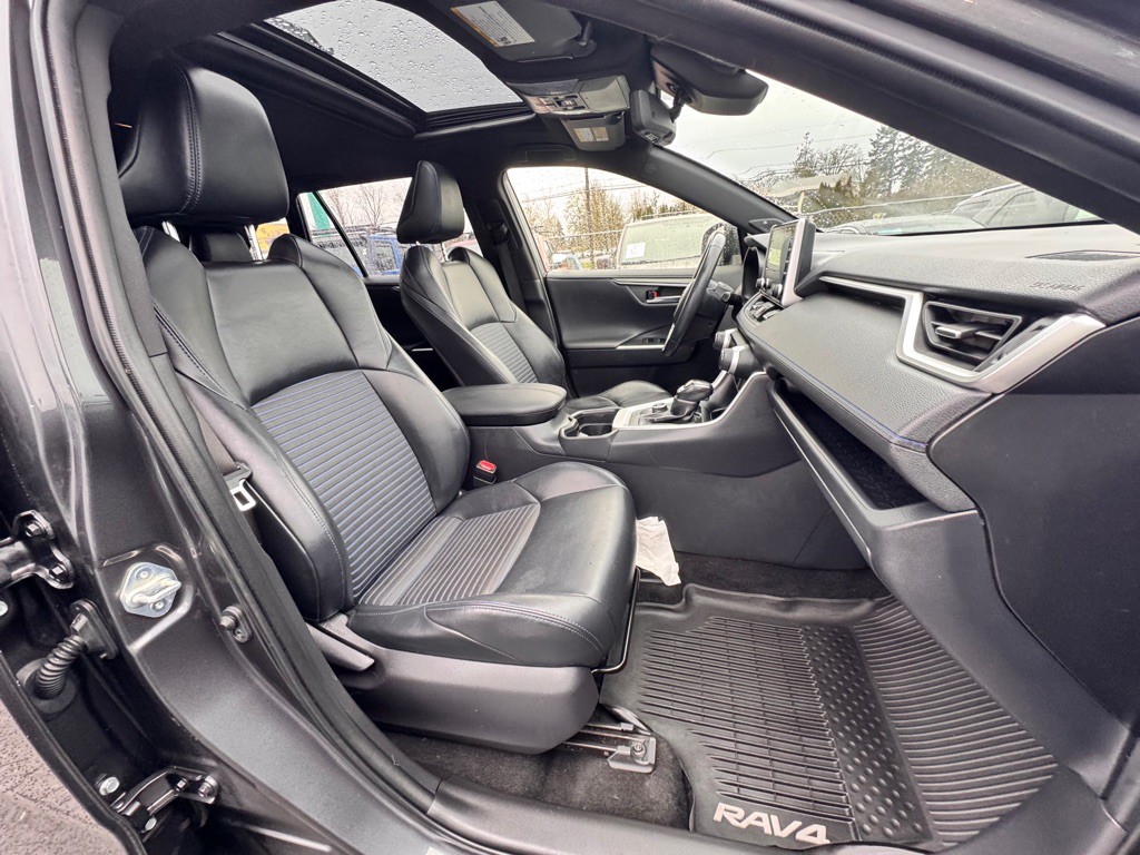 2020 Toyota Rav4 Image 16