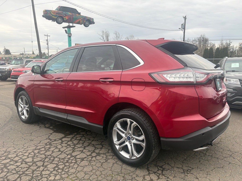 2016 Ford Edge Image 2