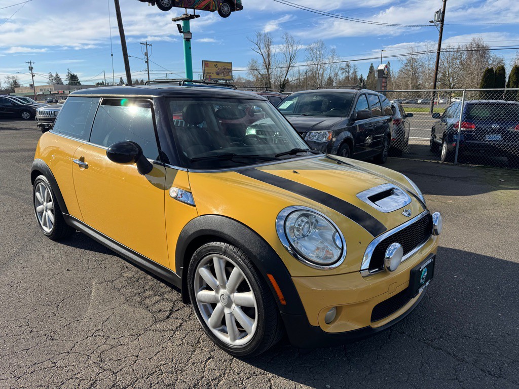 2007 MINI Cooper Image 6