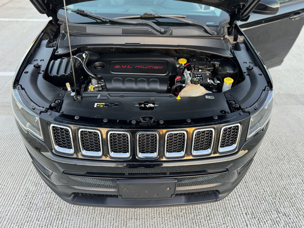2018 Jeep Compass Image 11