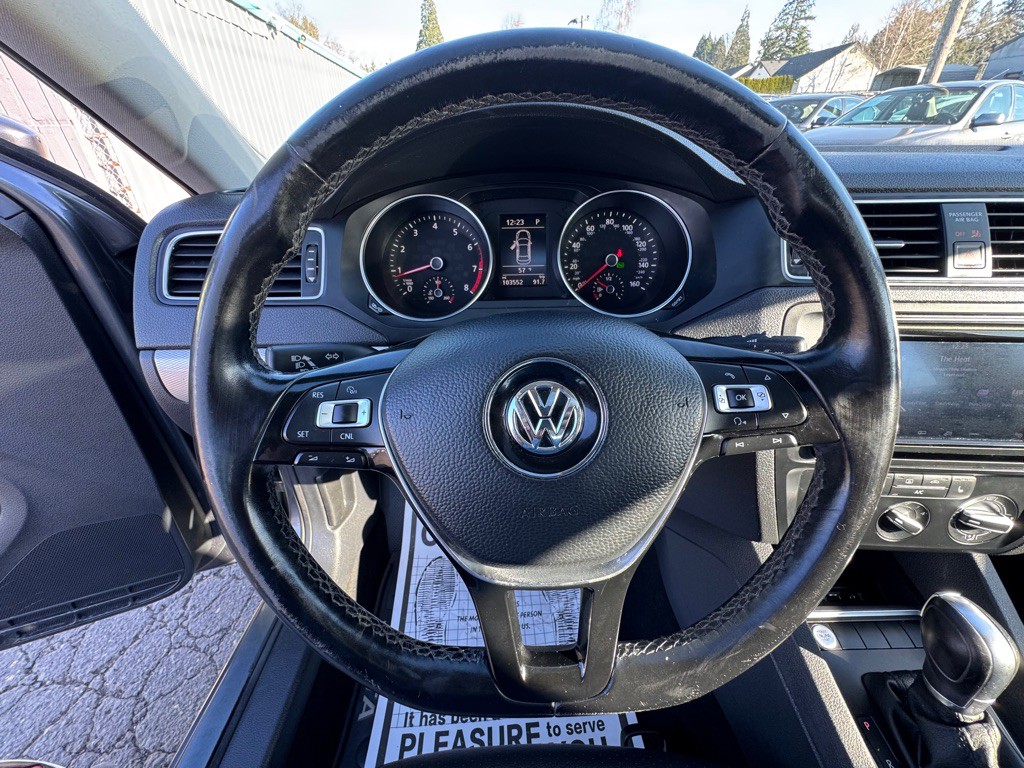 2017 Volkswagen Jetta Image 15
