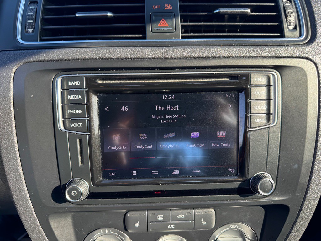 2017 Volkswagen Jetta Image 17