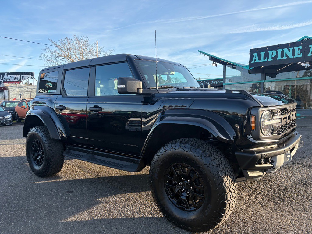 2022 Ford Bronco Image 5