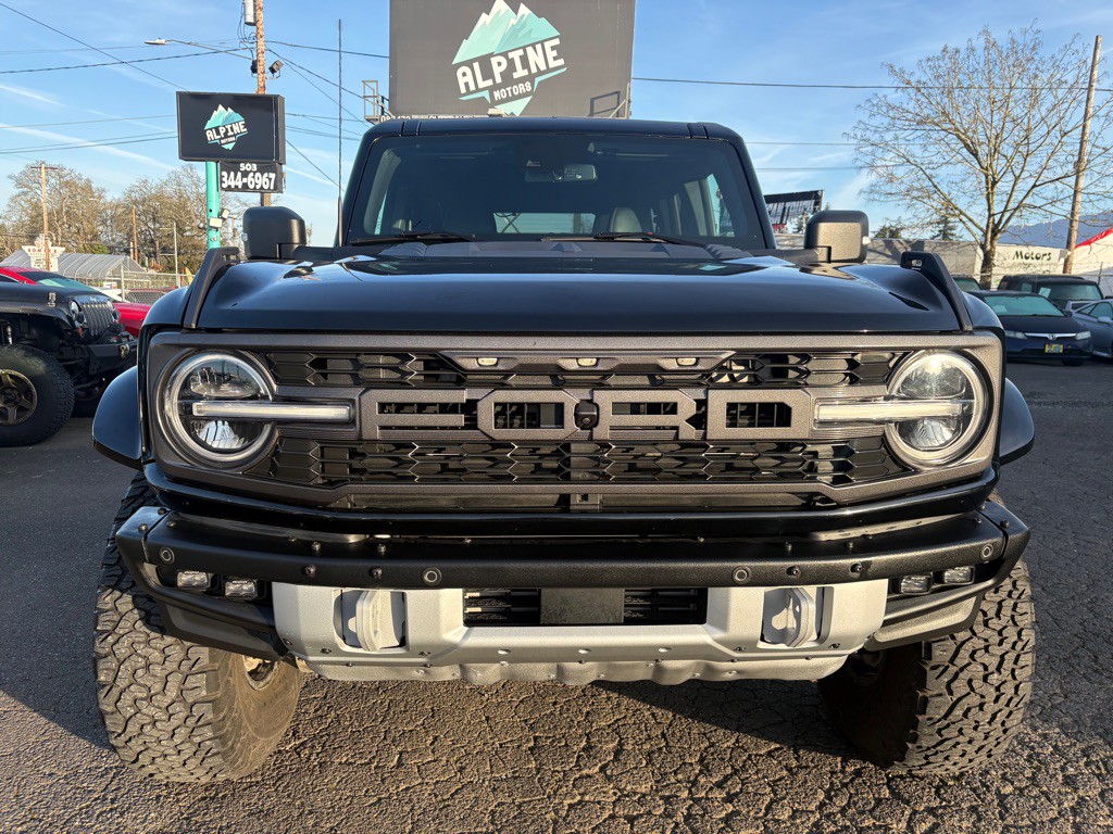 2022 Ford Bronco Image 6