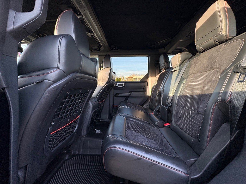 2022 Ford Bronco Image 8